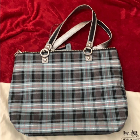 Coach Poppy Shoulder bag - Picture 2 of 5